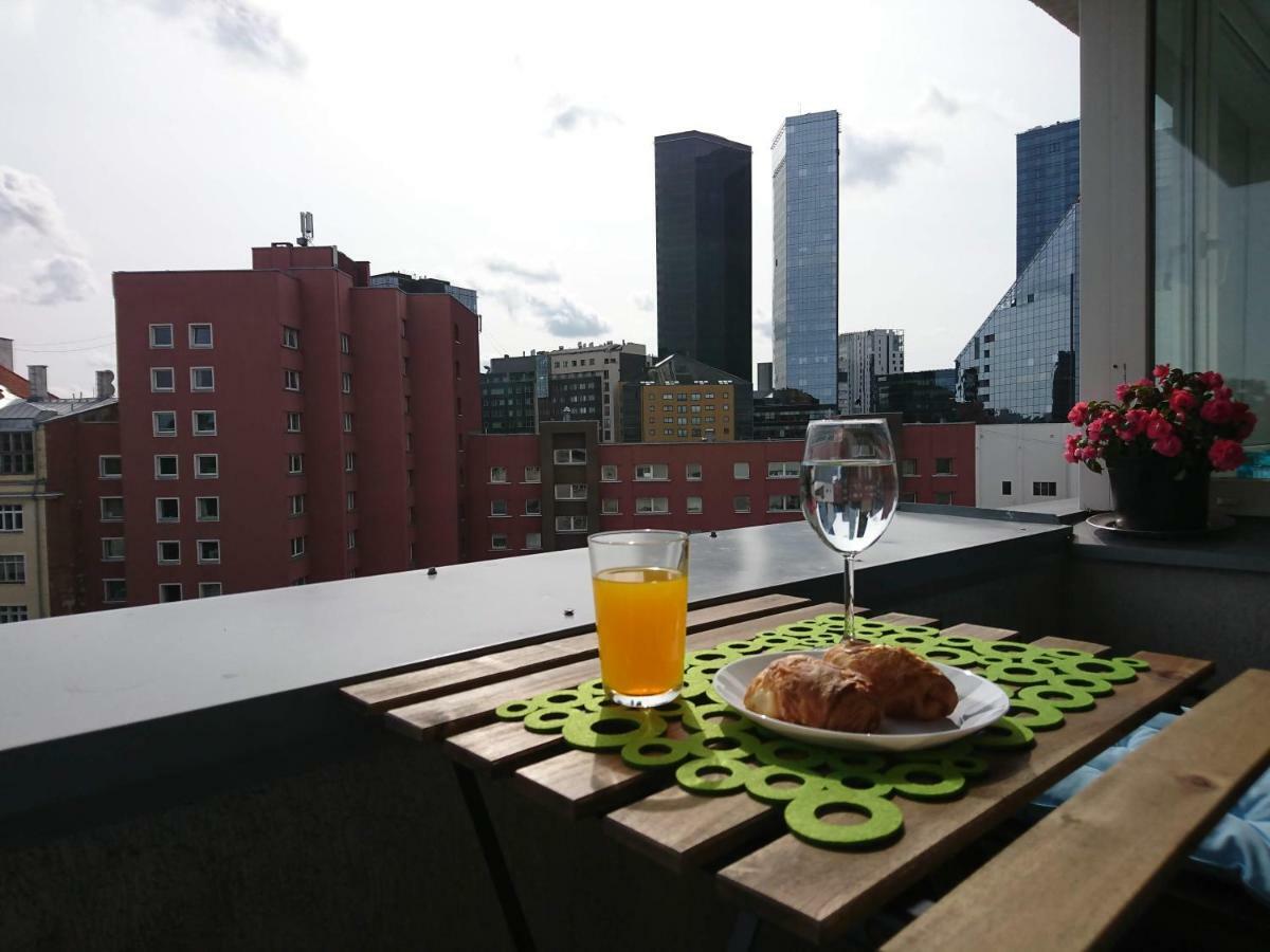 City Center Raua Apartment With Balcony Talin Exterior foto